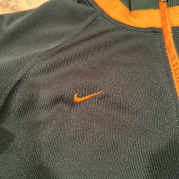 Nike Oakland Athletics A’s women’s track jacket - Picture 3 of 7